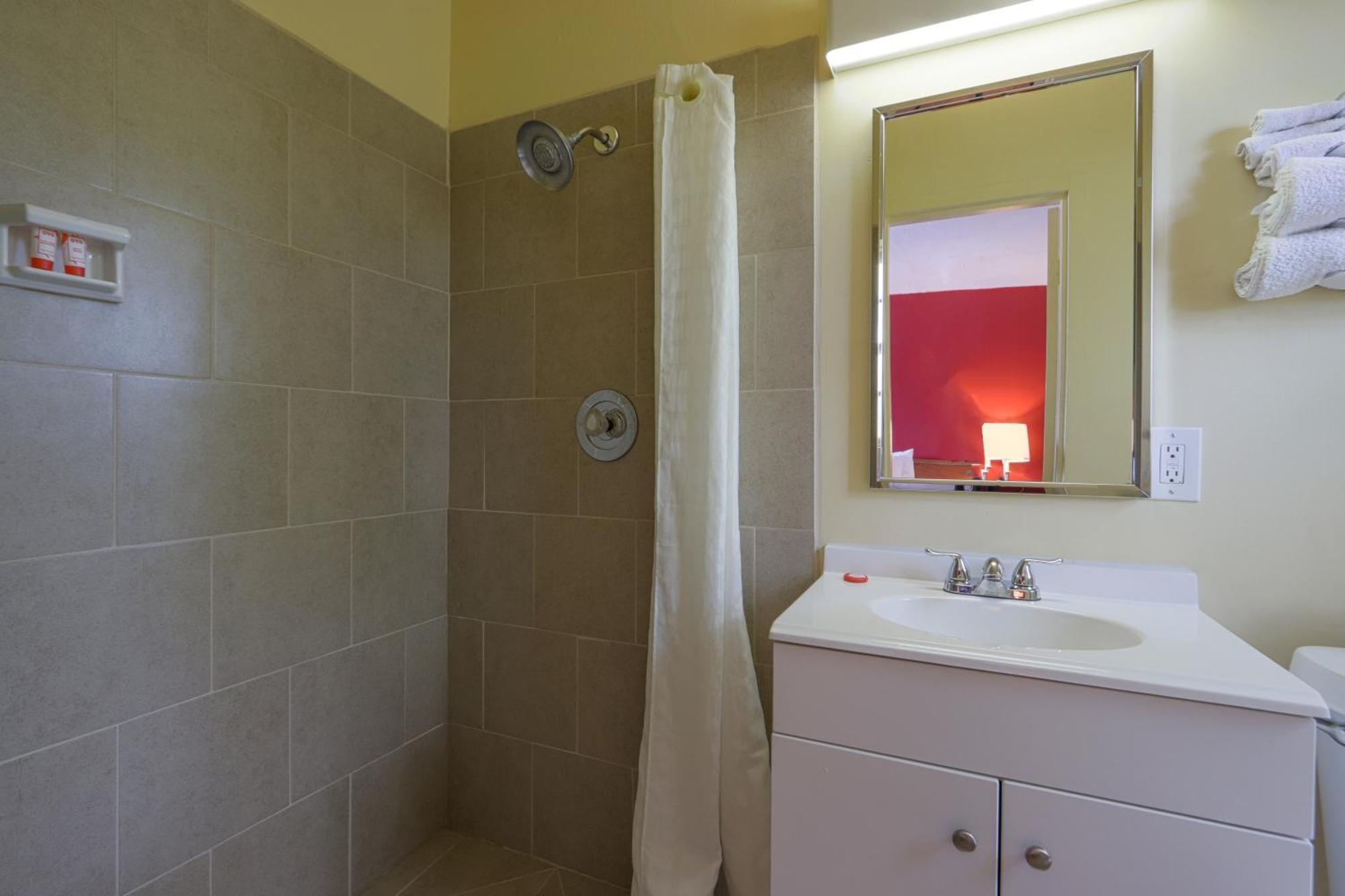 Oyo Hotel North Lima Oh - Boardman Εξωτερικό φωτογραφία